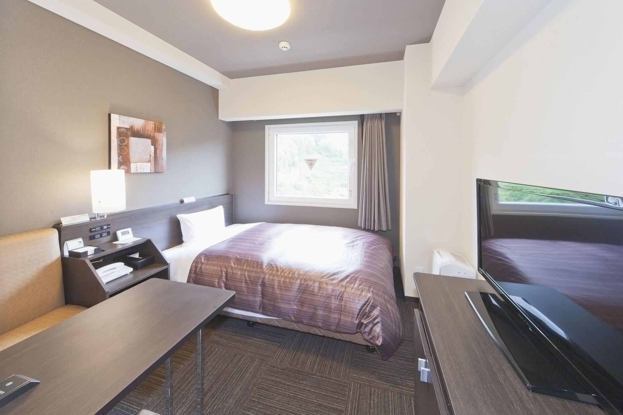 Hotel Route-Inn Saiki Ekimae Kültér fotó