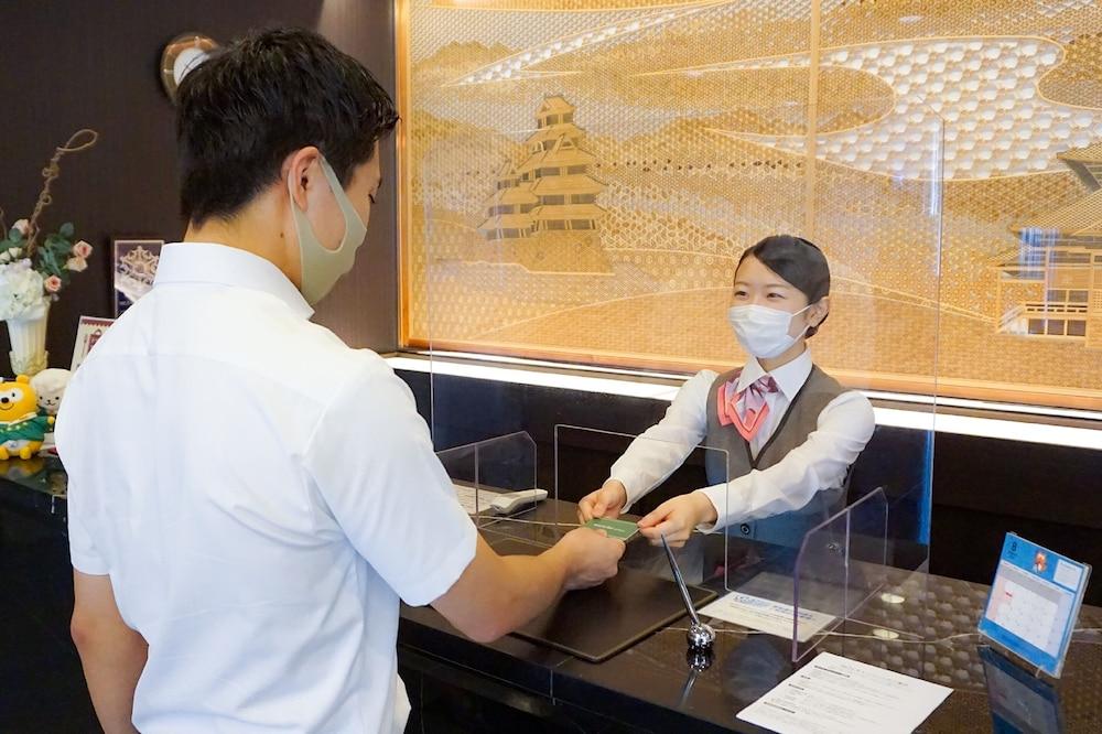 Hotel Route-Inn Saiki Ekimae Kültér fotó