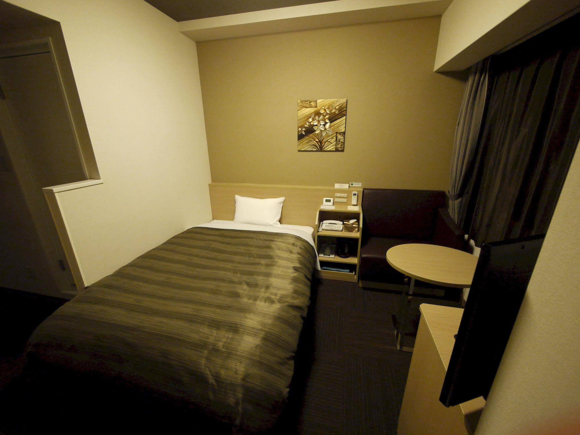 Hotel Route-Inn Saiki Ekimae Kültér fotó